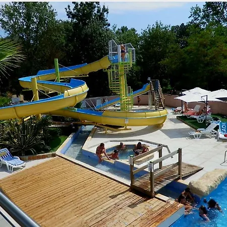 Mobile-Home Hyeres Var Climatise Dans Camping Avec Piscine Jusqu'A 6 Personnes Buitenkant foto