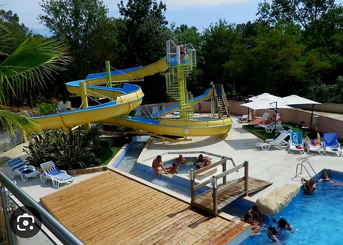 Mobile-Home Hyeres Var Climatise Dans Camping Avec Piscine Jusqu\'A 6 Personnes
