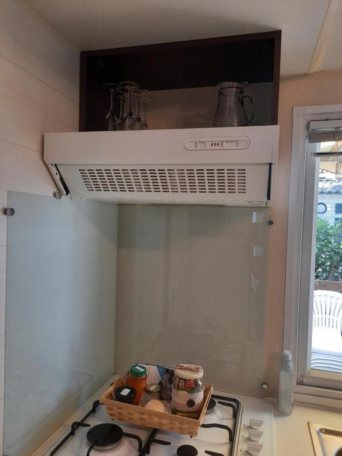 Apartment Mobile-home Climatise Dans Avec Piscine Jusqu'a 6 Personnes *