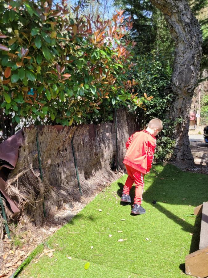 Mobile-home Climatise Dans Avec Piscine Jusqu'a 6 Personnes Apartment Hyeres